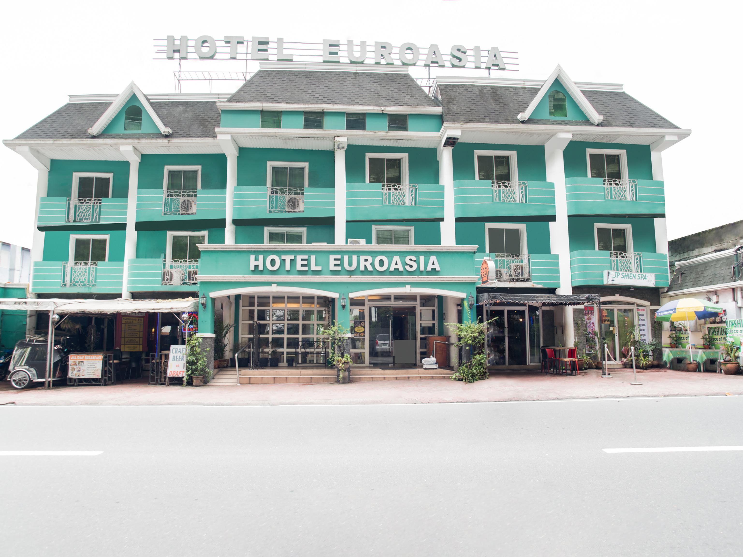 Hotel Euroasia By Bluebookers Angeles Exterior photo