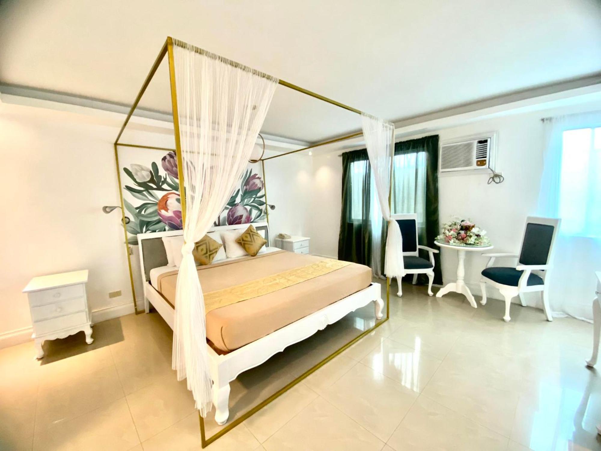 Hotel Euroasia By Bluebookers Angeles Exterior photo